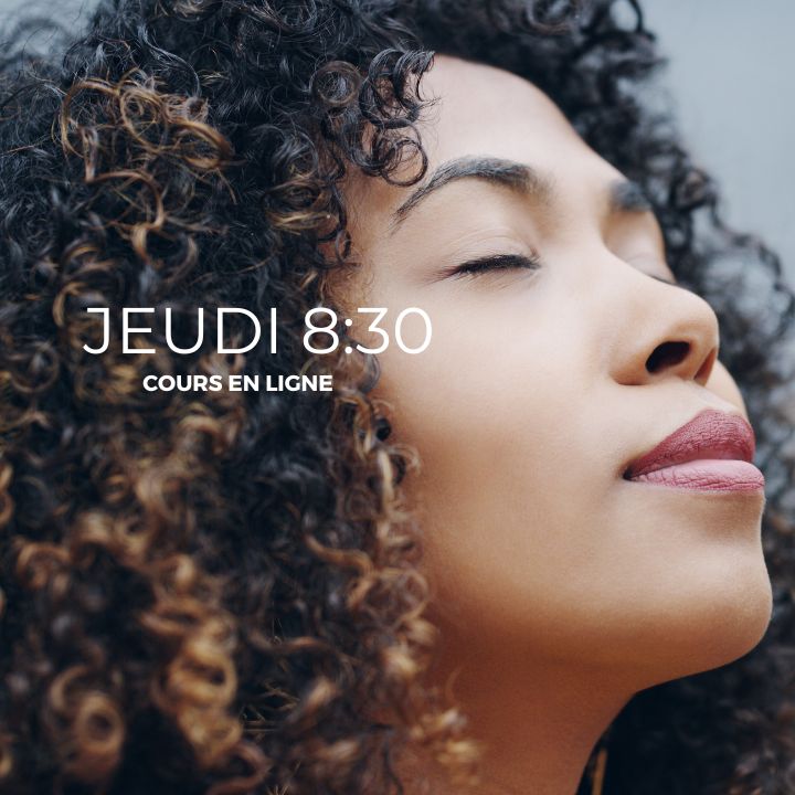 Personnes en méditation guidée pendant un cours de méditation en ligne avec DYP Training