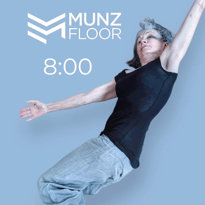 Danseuse en mouvement avec logo MUNZ Floor.