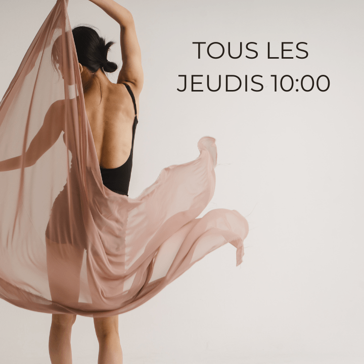Danseuse avec voile beige, texte Tous les jeudis 10:00.