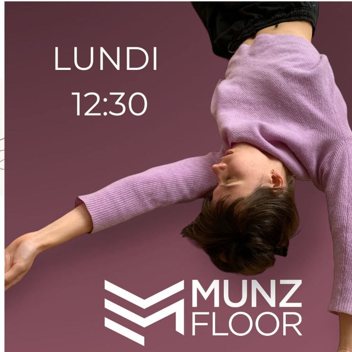 Image d'une personne effectuant un mouvement fluide de MUNZFLOOR avec un pull violet, accompagnée des informations du cours en ligne Gratuit : Dimanche à 11:00, coach certifié Nicolas Luc Levé